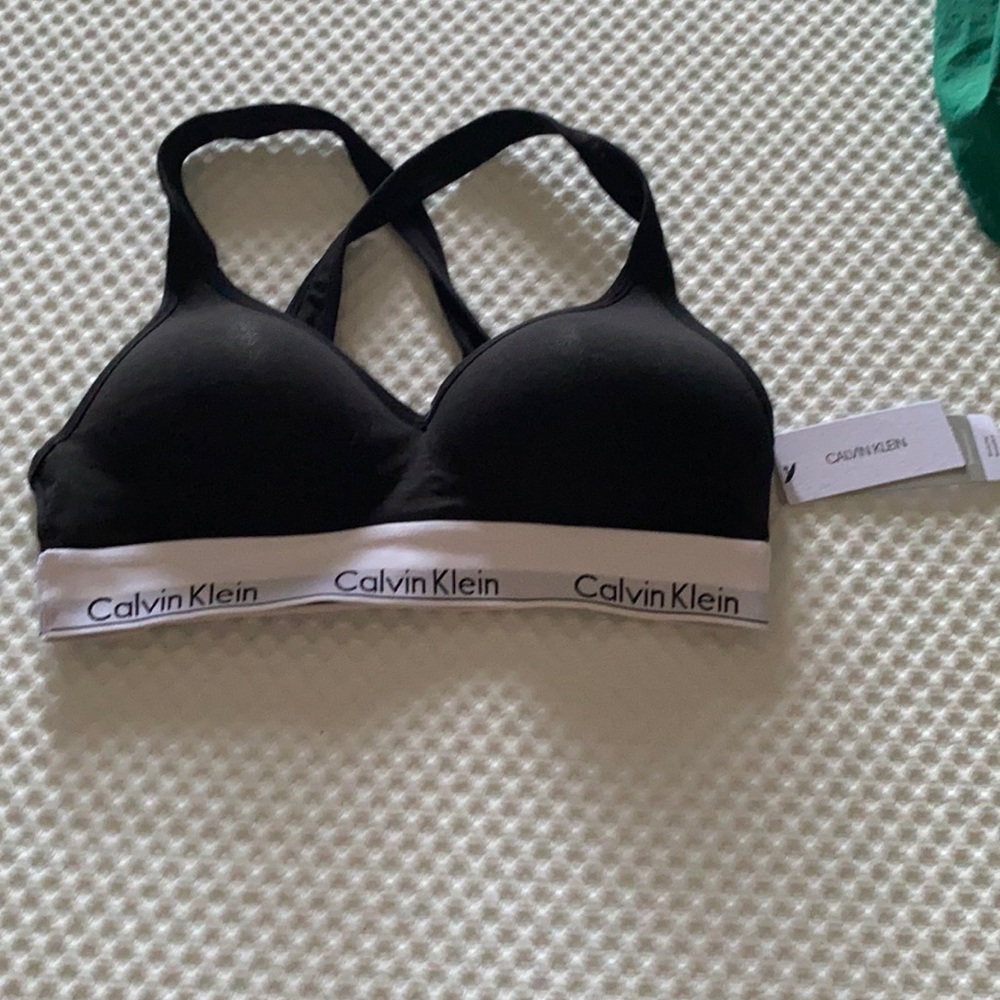 Calvin Klein Sports Bra Sz: M - NWT!!!
